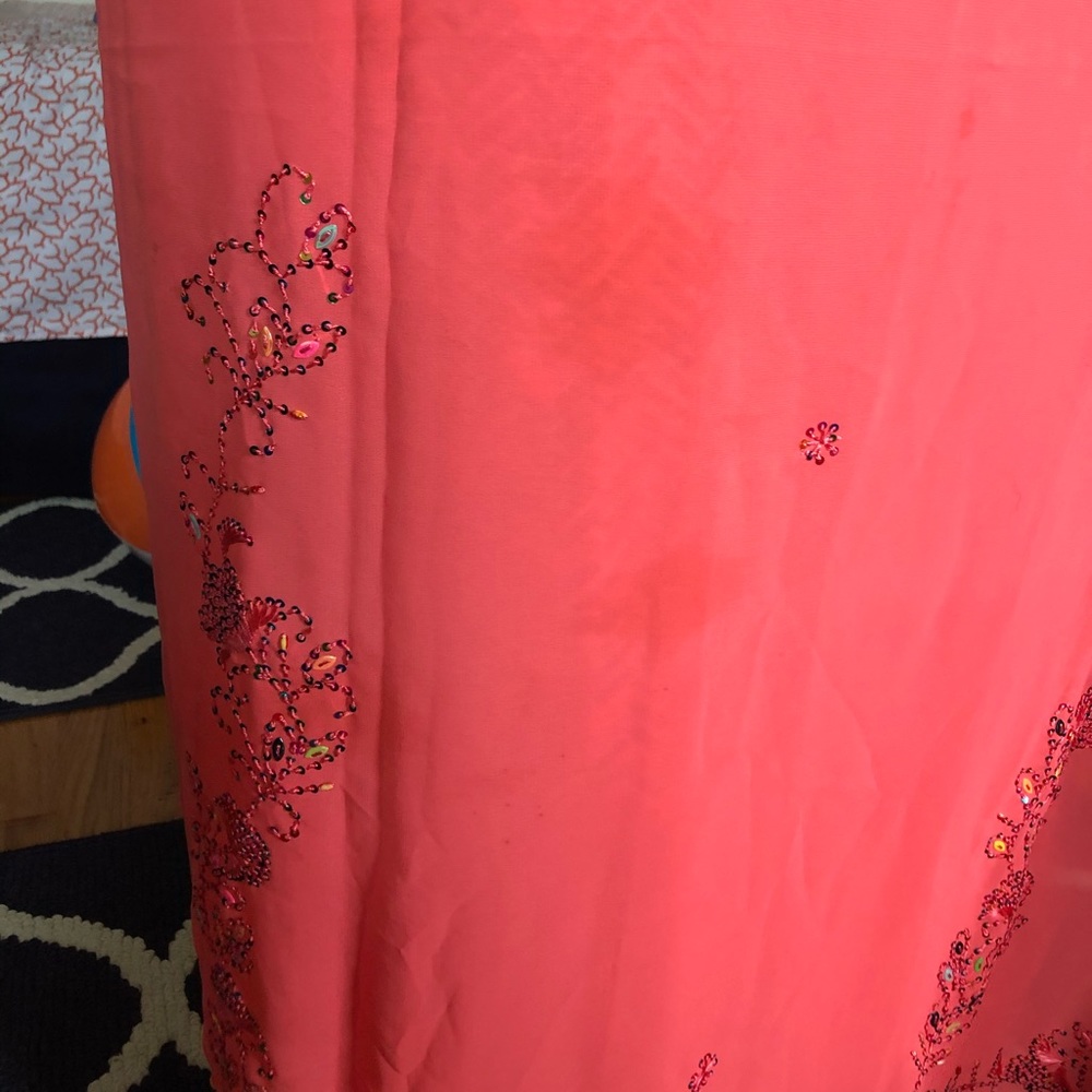 Georgette saree with embroidery and sequins work. - Picture 3 of 11